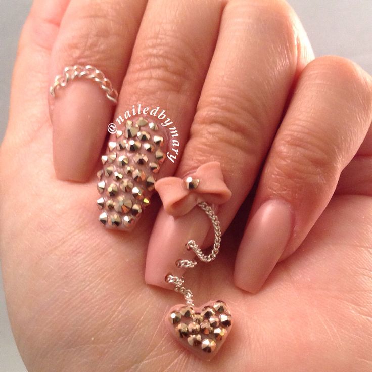 Nail Art Danglers: Take your manicure to the next level